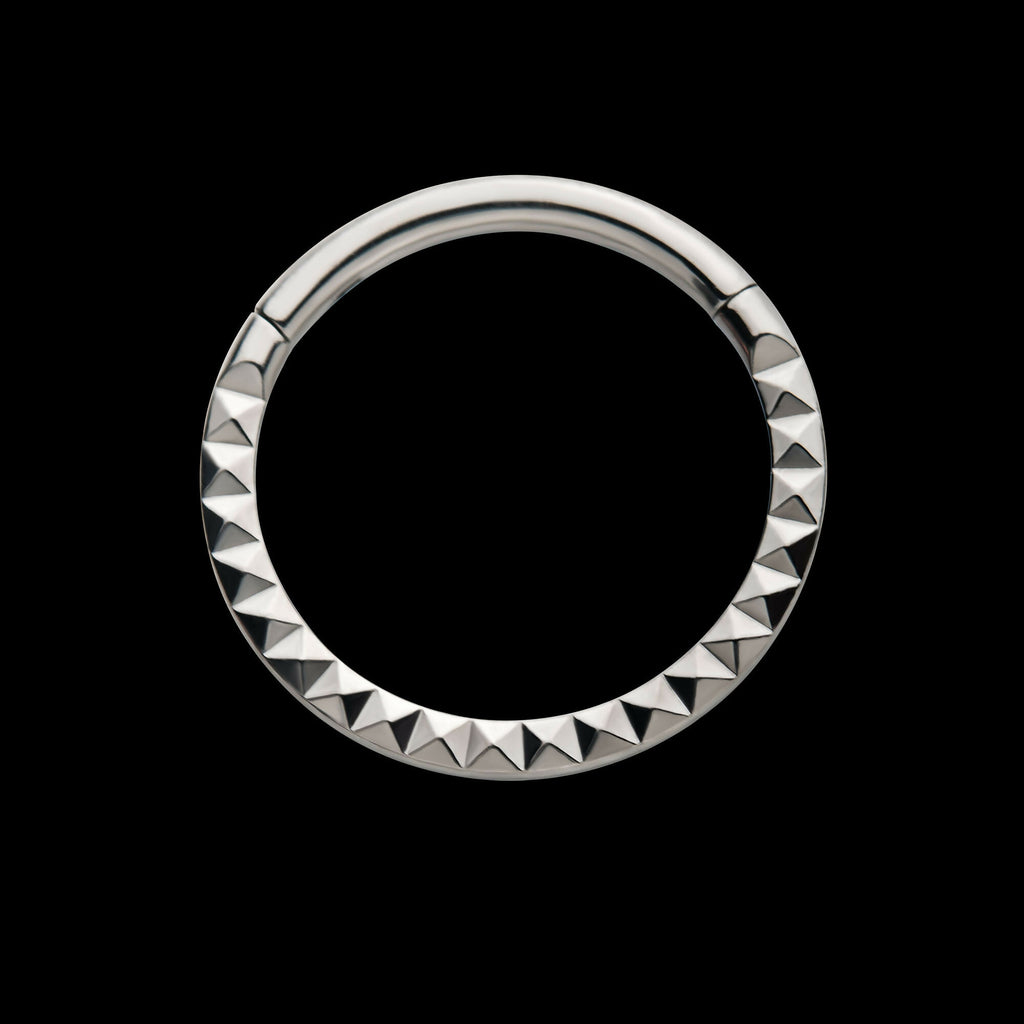 Pyramid Design Front Facing Hinged Segment Clicker Hoop Earring / Nosering – Titanium