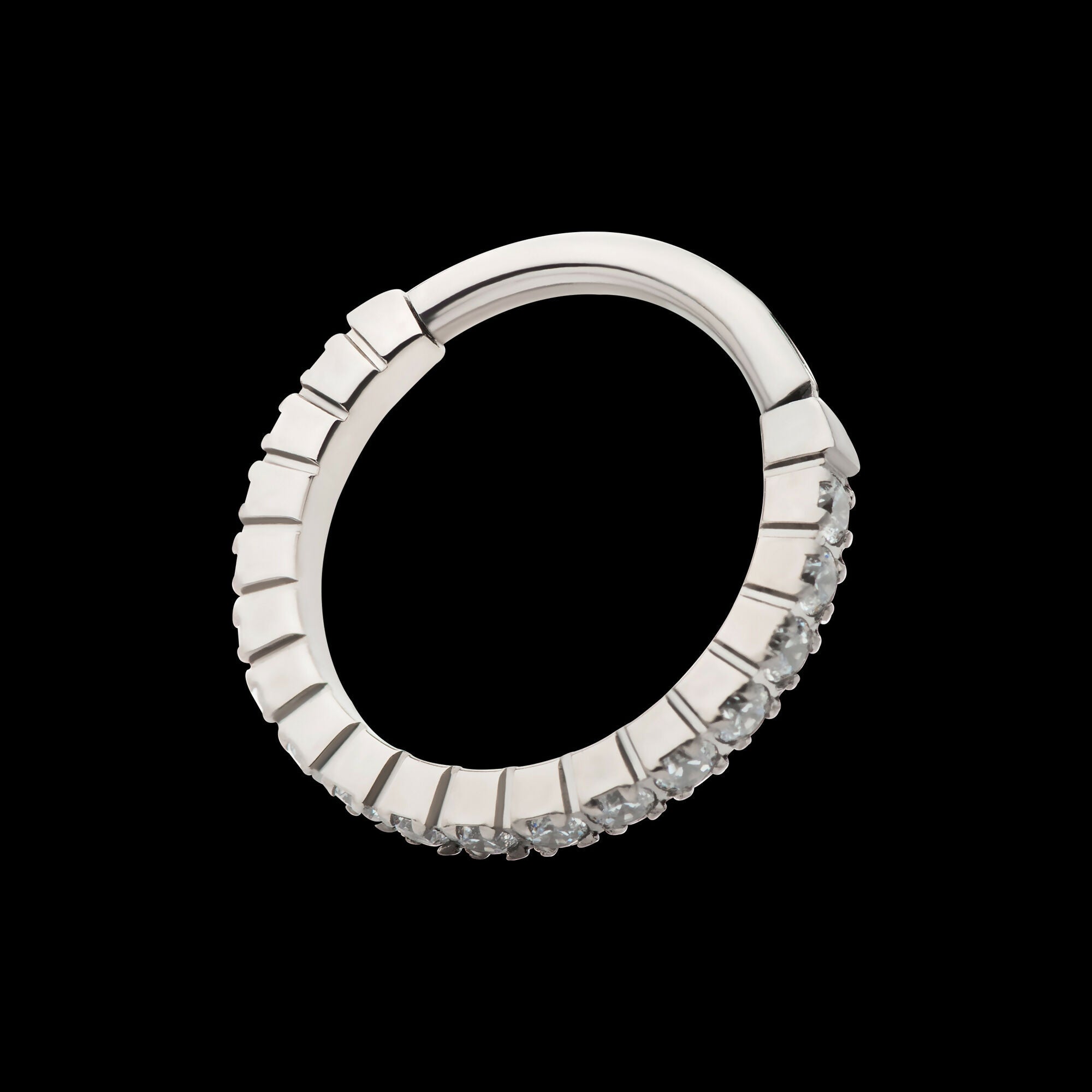 Prong Set Full Clear CZ Side Facing Hinged Segment Clicker Hoop Earring / Nosering – Titanium