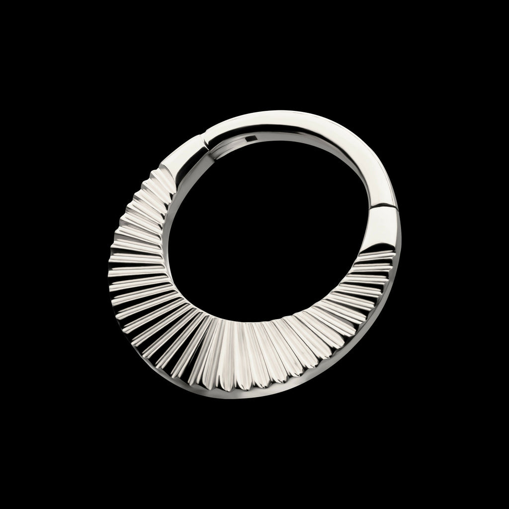 Radiant Wide Hoop Front Facing Hinged Segment Clicker Earring / Nosering – Titanium