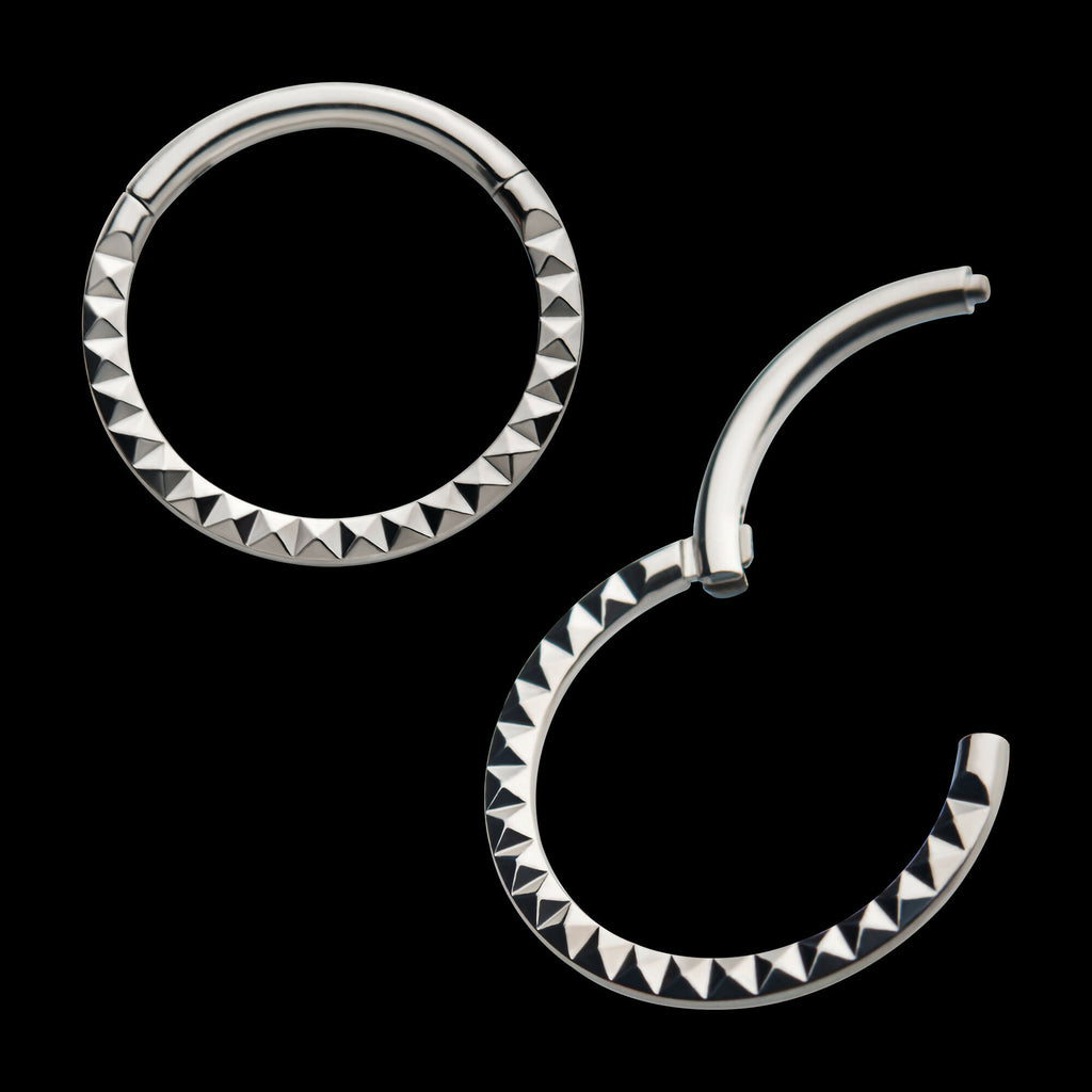 Pyramid Design Front Facing Hinged Segment Clicker Hoop Earring / Nosering – Titanium