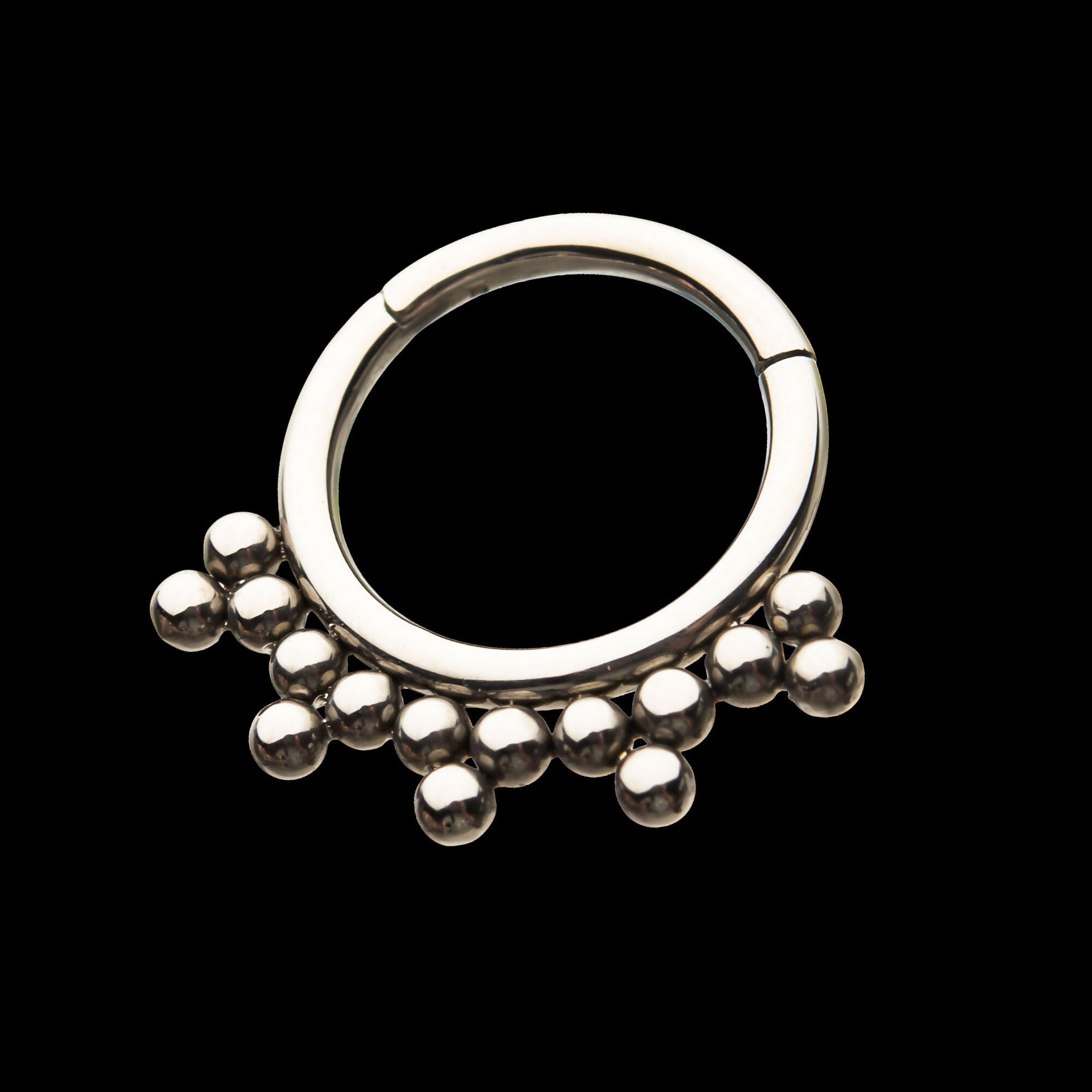 5 Cluster Trio Beads Front Facing Hinged Segment Clicker Hoop Earring / Nosering – Titanium