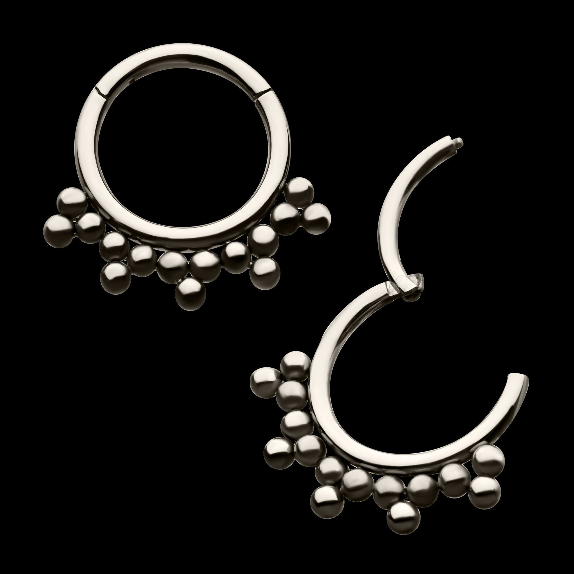 5 Cluster Trio Beads Front Facing Hinged Segment Clicker Hoop Earring / Nosering – Titanium