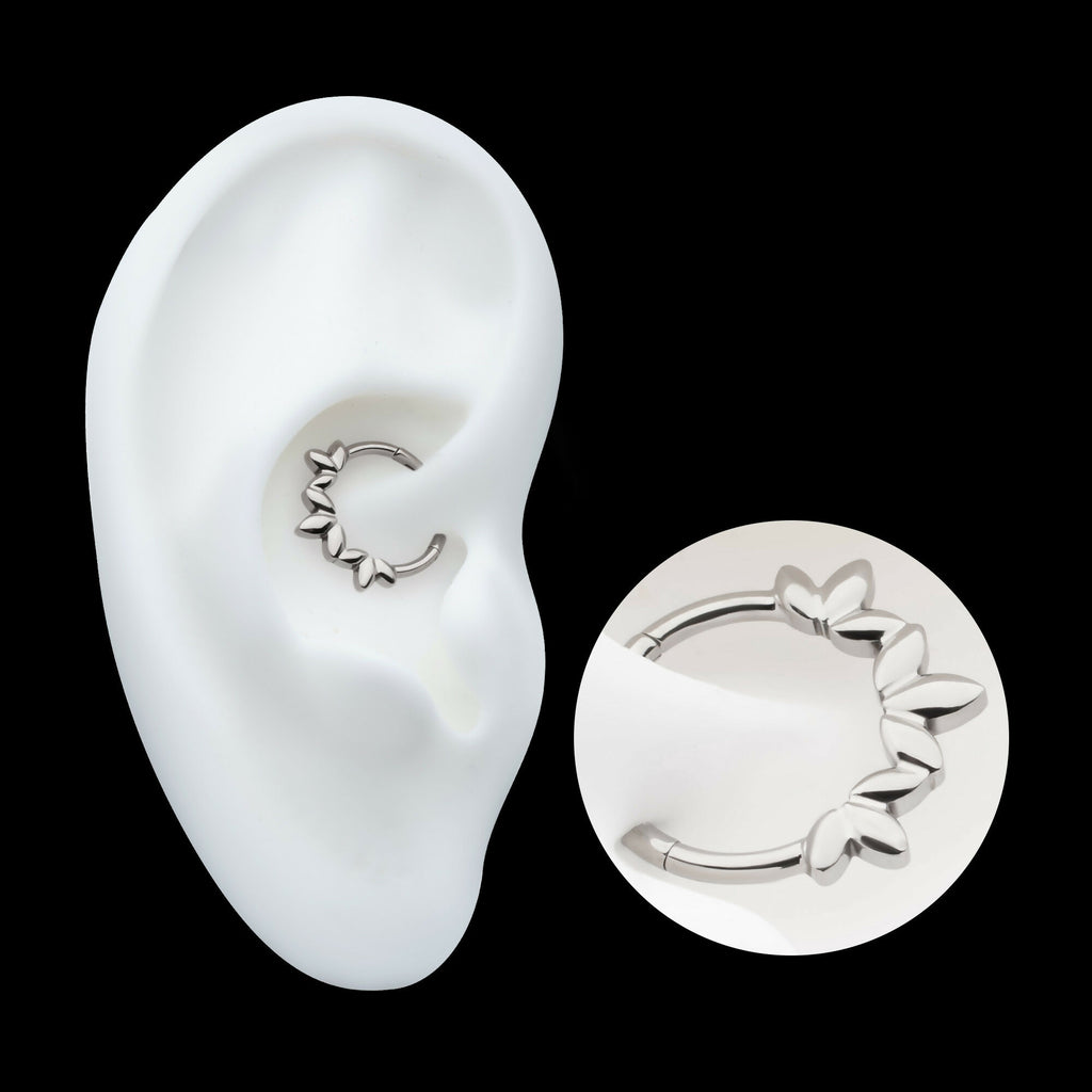 Clustered 3-Petal Flower Front Facing Hinged Segment Clicker Hoop Earring / Nosering – Titanium