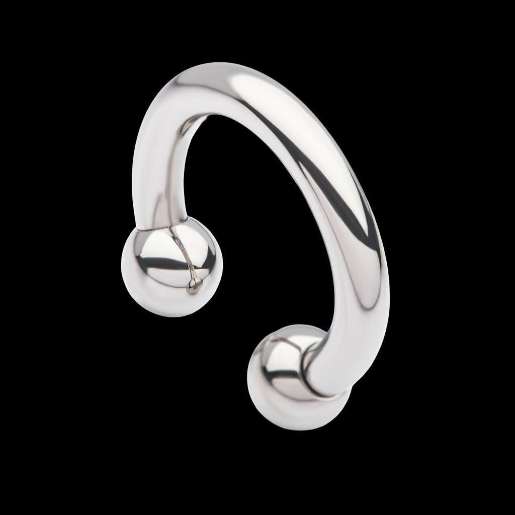 Internally Threaded Basic Circular Barbells Earring / Nosering – Titanium