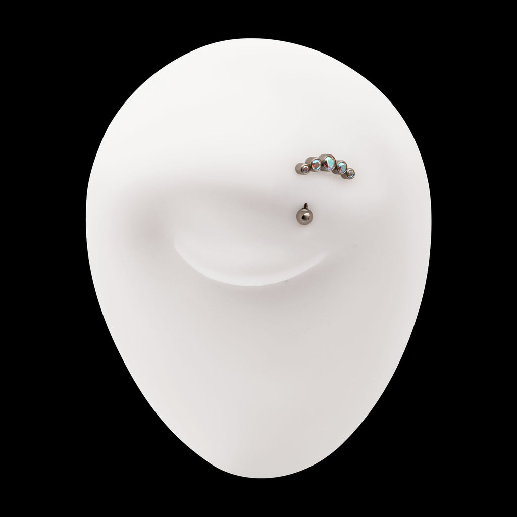 5-Cluster Bezel-Set Gem Fixed Top Internally Threaded Curved Barbell – Titanium